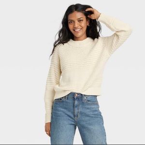 🆕 NWT Women’s Crewneck Pullover Sweater - Universal Thread (Target) - Cream S